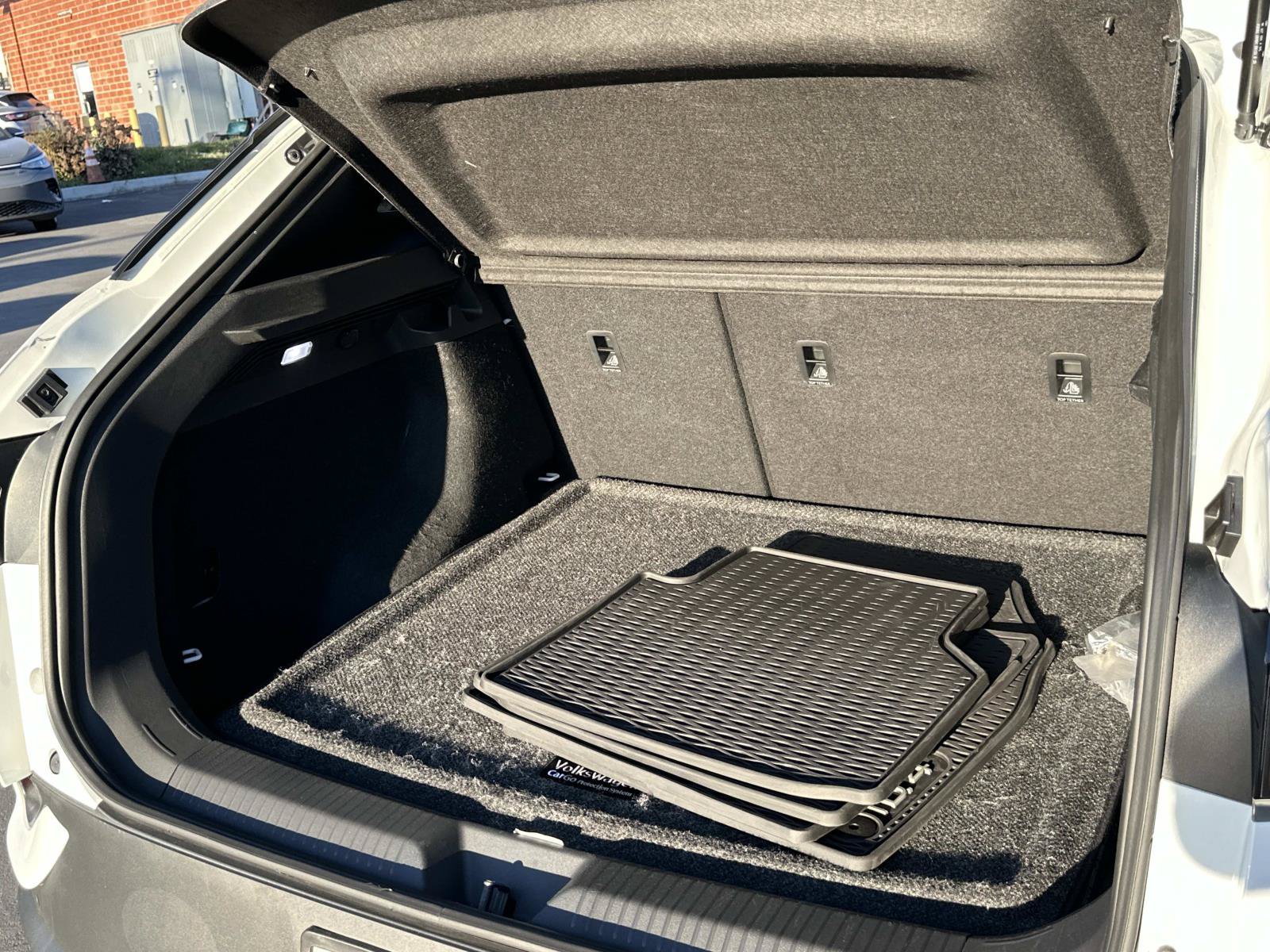 Certified 2023 Volkswagen ID.4 Pro RWD image 5