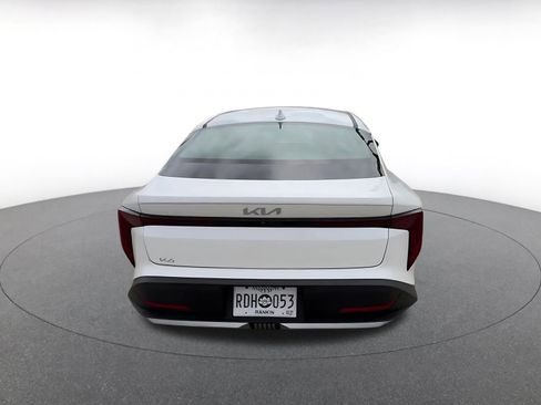 Used 2025 Kia K4 LXS FWD image 12