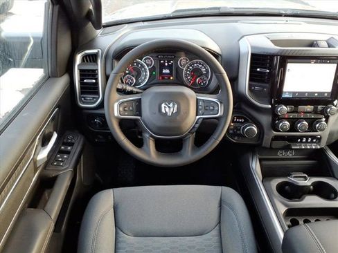 New 2026 RAM 1500 4x4 Crew Cab image 5