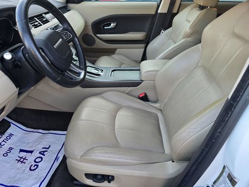 Used 2019 Land Rover Range Rover Evoque AWD/4WD image 8