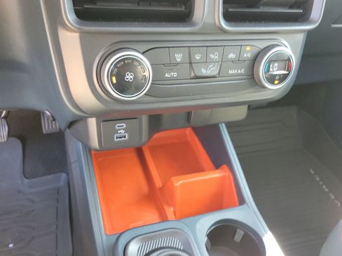 Certified 2022 Ford Maverick XLT w/ Equipment Group 300A Standard image 9