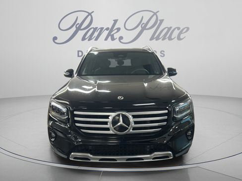 Used 2024 Mercedes-Benz GLB 250 image 8