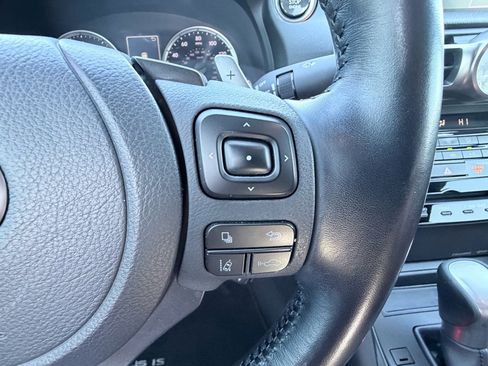 Used 2022 Lexus IS 300 image 15