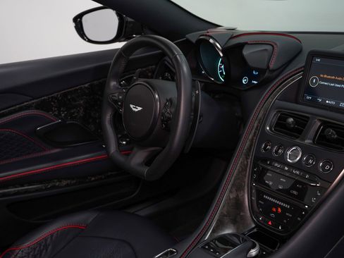 Used 2022 Aston Martin DBS Superleggera Volante RWD image 30