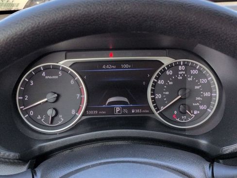 Used 2024 Nissan Sentra SV FWD image 24