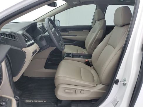 Used 2023 Honda Odyssey EX-L image 18
