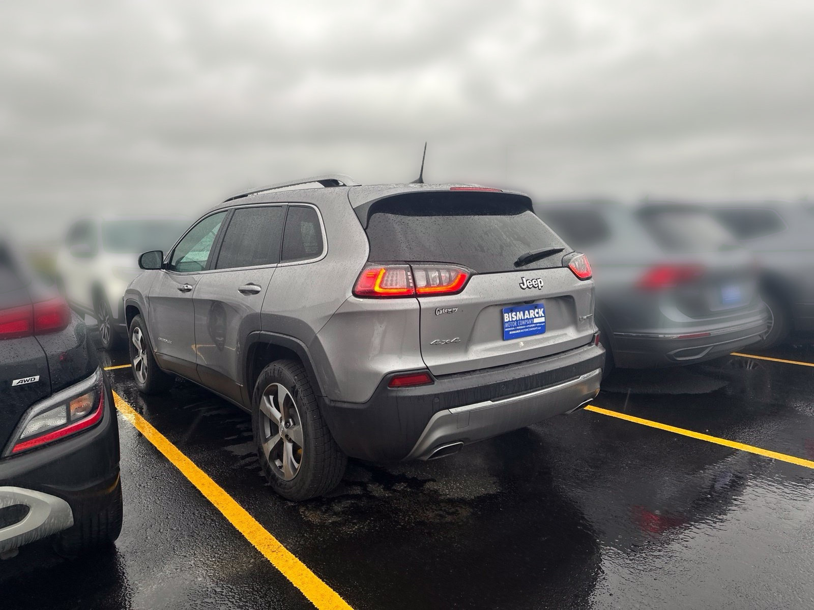 Used 2020 Jeep Cherokee Limited AWD/4WD image 4