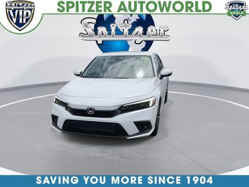 Used 2024 Honda Civic Touring image 3