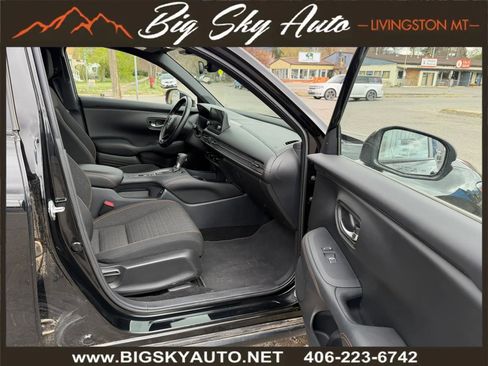 Used 2025 Honda HR-V Sport image 19