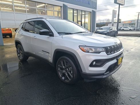 New 2026 Jeep Compass Latitude AWD/4WD image 7