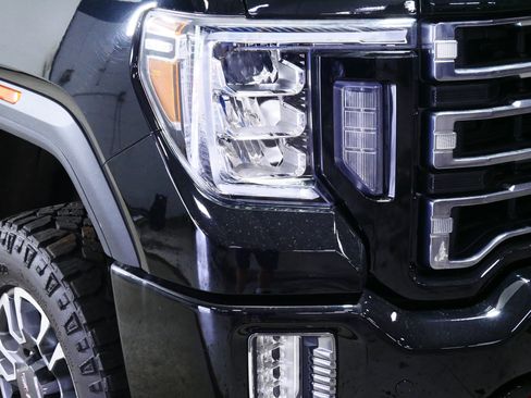 Certified 2022 GMC Sierra 2500 AT4 w/ AT4 Preferred Package AWD/4WD image 16