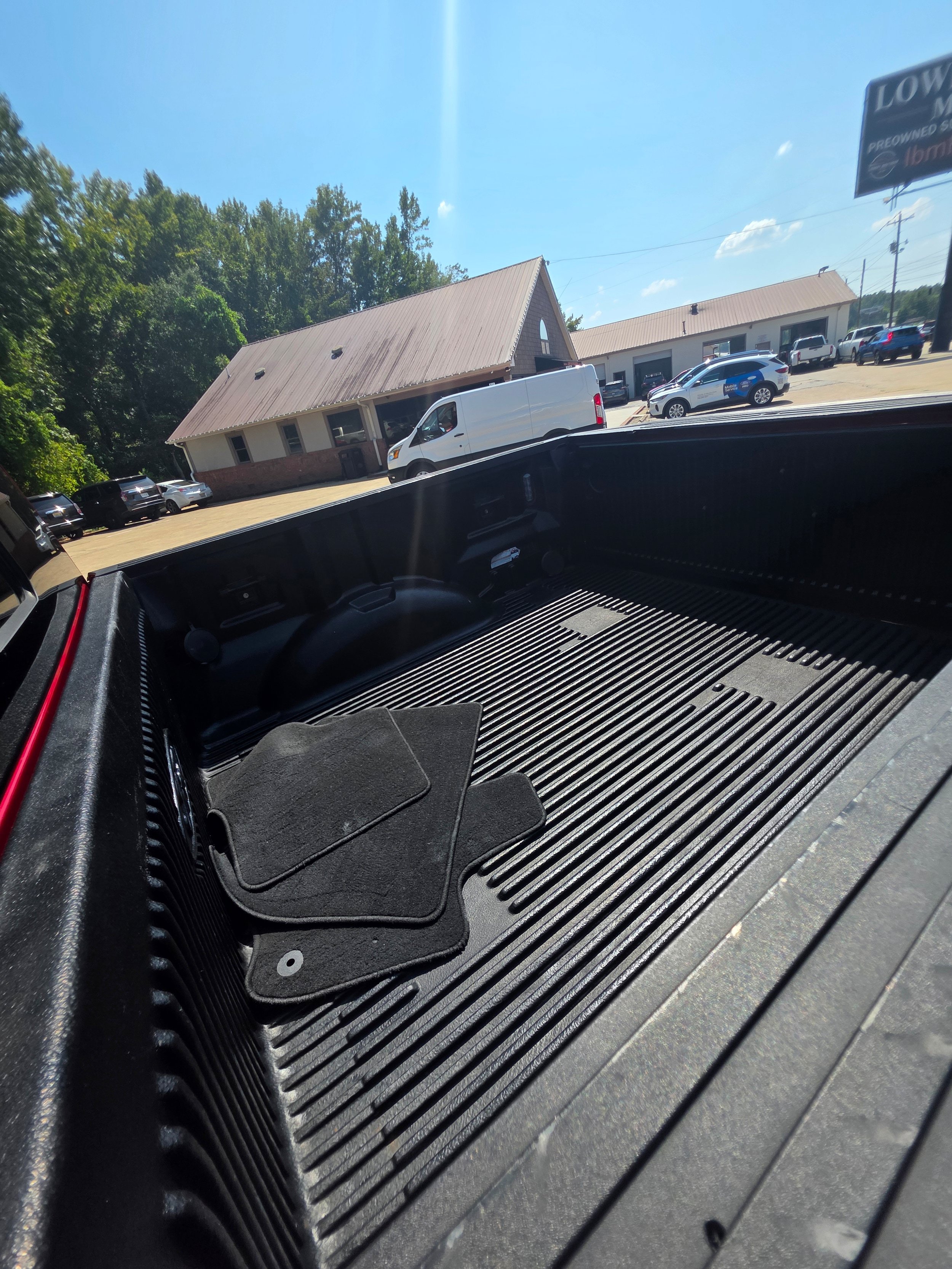 Used 2019 Ford F150 XLT w/ Equipment Group 302A Luxury AWD/4WD image 25