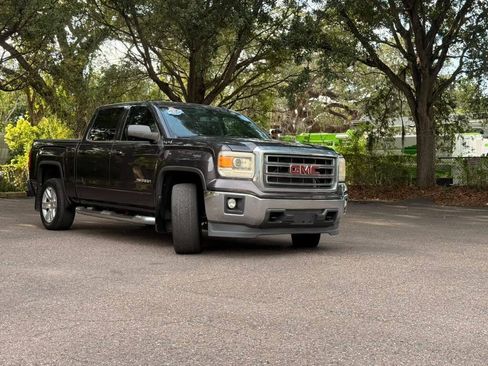 Used 2014 GMC Sierra 1500 SLE w/ SLE Value Package AWD/4WD image 3