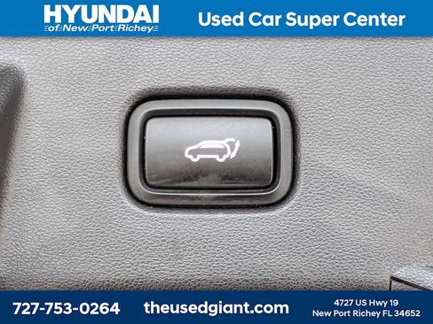 Certified 2023 Hyundai Tucson SEL w/ Convenience Package FWD image 13