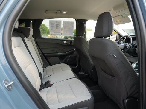 Used 2024 Ford Escape Active w/ Tech Pack #2 FWD image 31