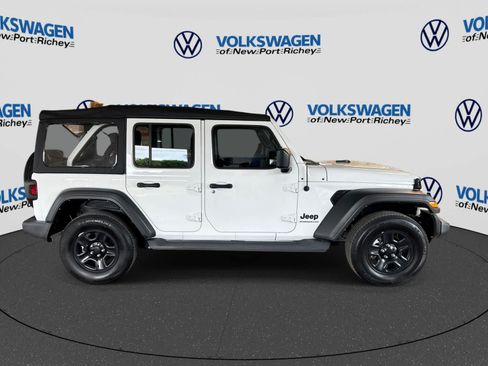 Used 2023 Jeep Wrangler Unlimited Sport AWD/4WD image 15
