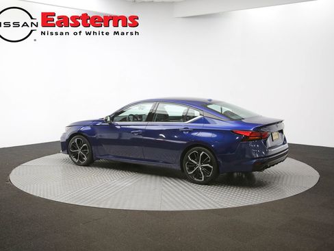 Used 2023 Nissan Altima 2.5 SR w/ SR Premium Package image 60