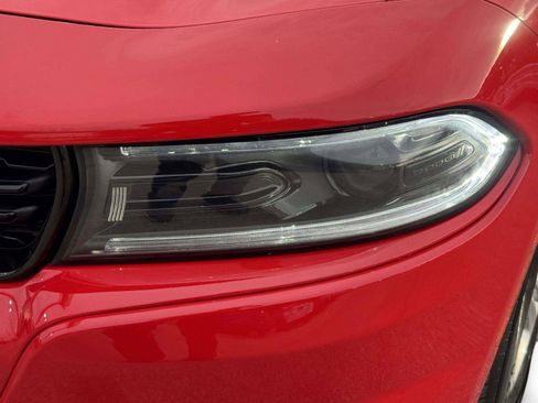 Used 2022 Dodge Charger SXT RWD image 12