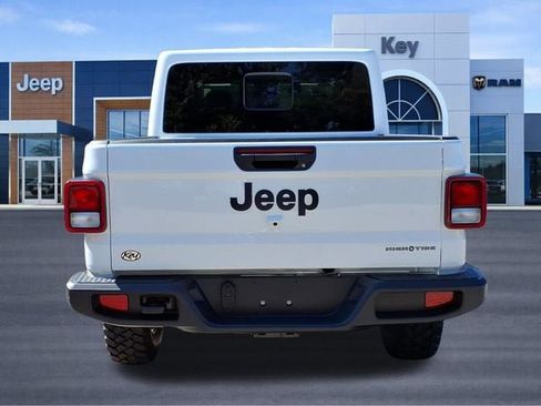 New 2025 Jeep Gladiator Sport AWD/4WD image 5