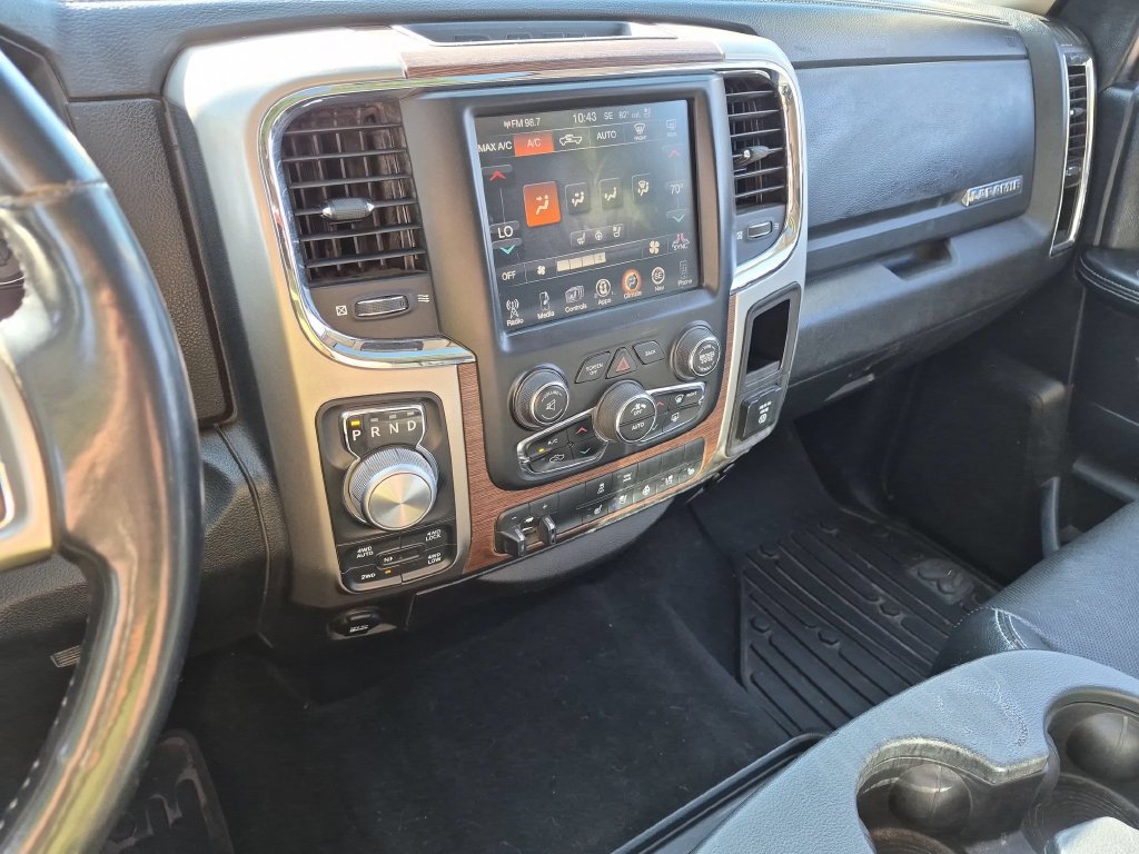 Used 2015 RAM 1500 Laramie w/ Convenience Group AWD/4WD image 19