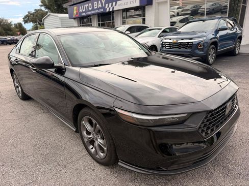 Used 2024 Honda Accord EX image 4
