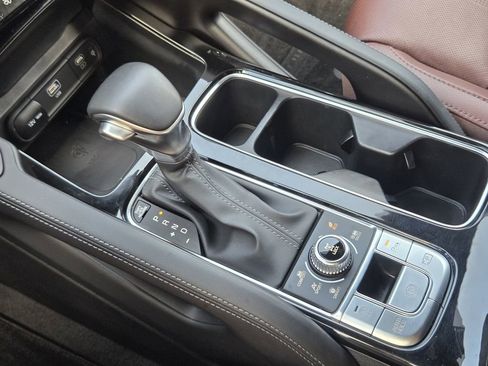 Used 2025 Kia Telluride SX AWD/4WD image 19