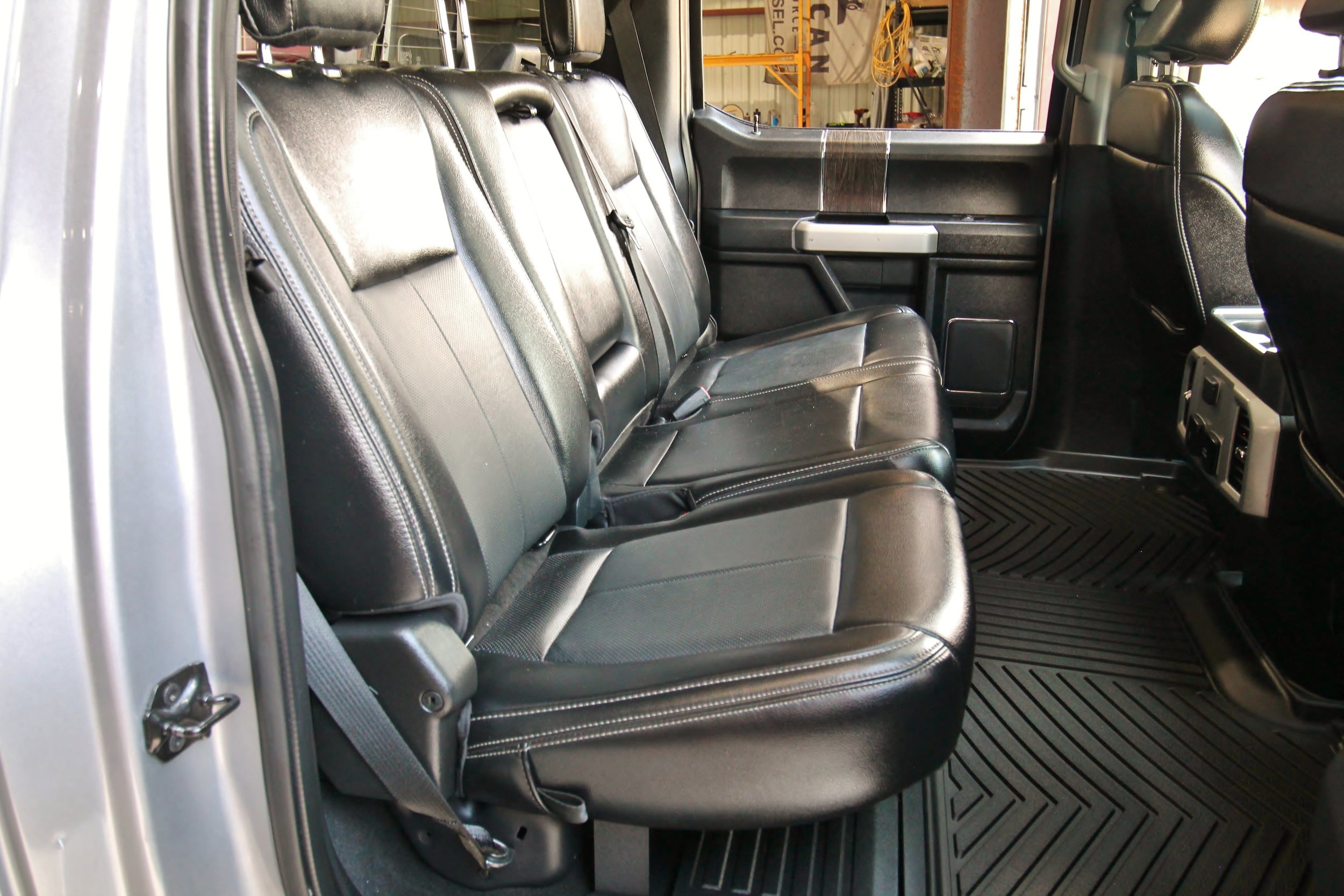 Used 2021 Ford F350 Lariat w/ Lariat Ultimate Package AWD/4WD image 45