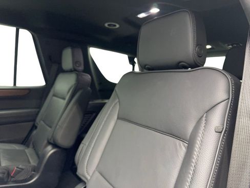Used 2025 GMC Yukon Denali image 35