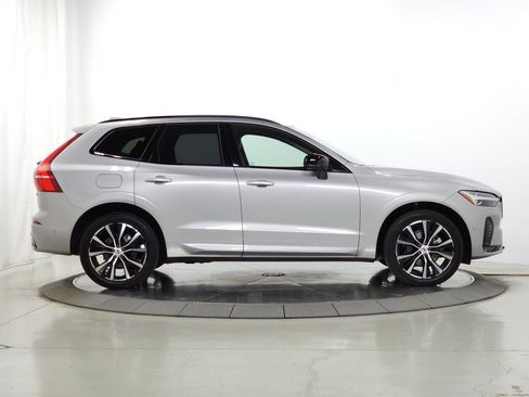 Certified 2023 Volvo XC60 B5 Plus w/ Climate Package AWD/4WD image 13