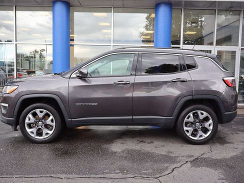 Used 2021 Jeep Compass Limited AWD/4WD image 2