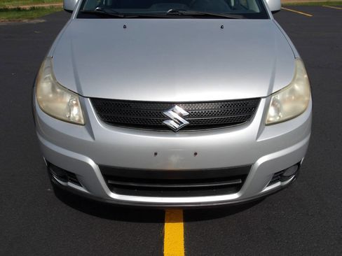 Used 2008 Suzuki SX4 Hatchback FWD image 25