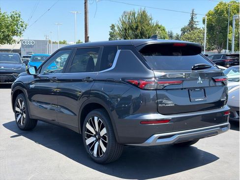 New 2026 Mitsubishi Outlander SE AWD/4WD image 7