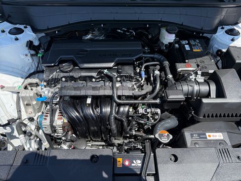 Certified 2026 Hyundai Kona SE FWD image 20