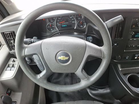 Certified 2022 Chevrolet Express 2500 w/ Driver Convenience Package RWD image 12