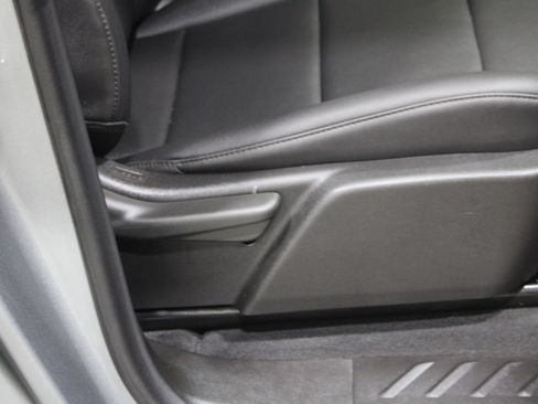 Used 2025 Chevrolet Colorado Trail Boss AWD/4WD image 26