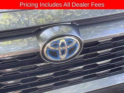 Used 2023 Toyota RAV4 XSE AWD/4WD image 14