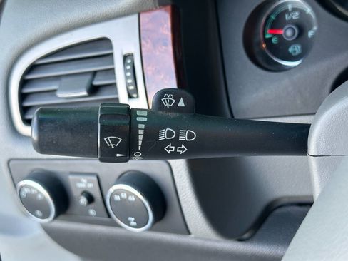 Used 2013 Chevrolet Silverado 2500 LTZ image 34