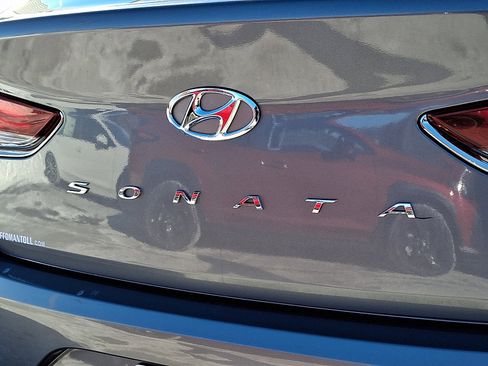 Used 2019 Hyundai Sonata SEL w/ Tech Package 02 image 29