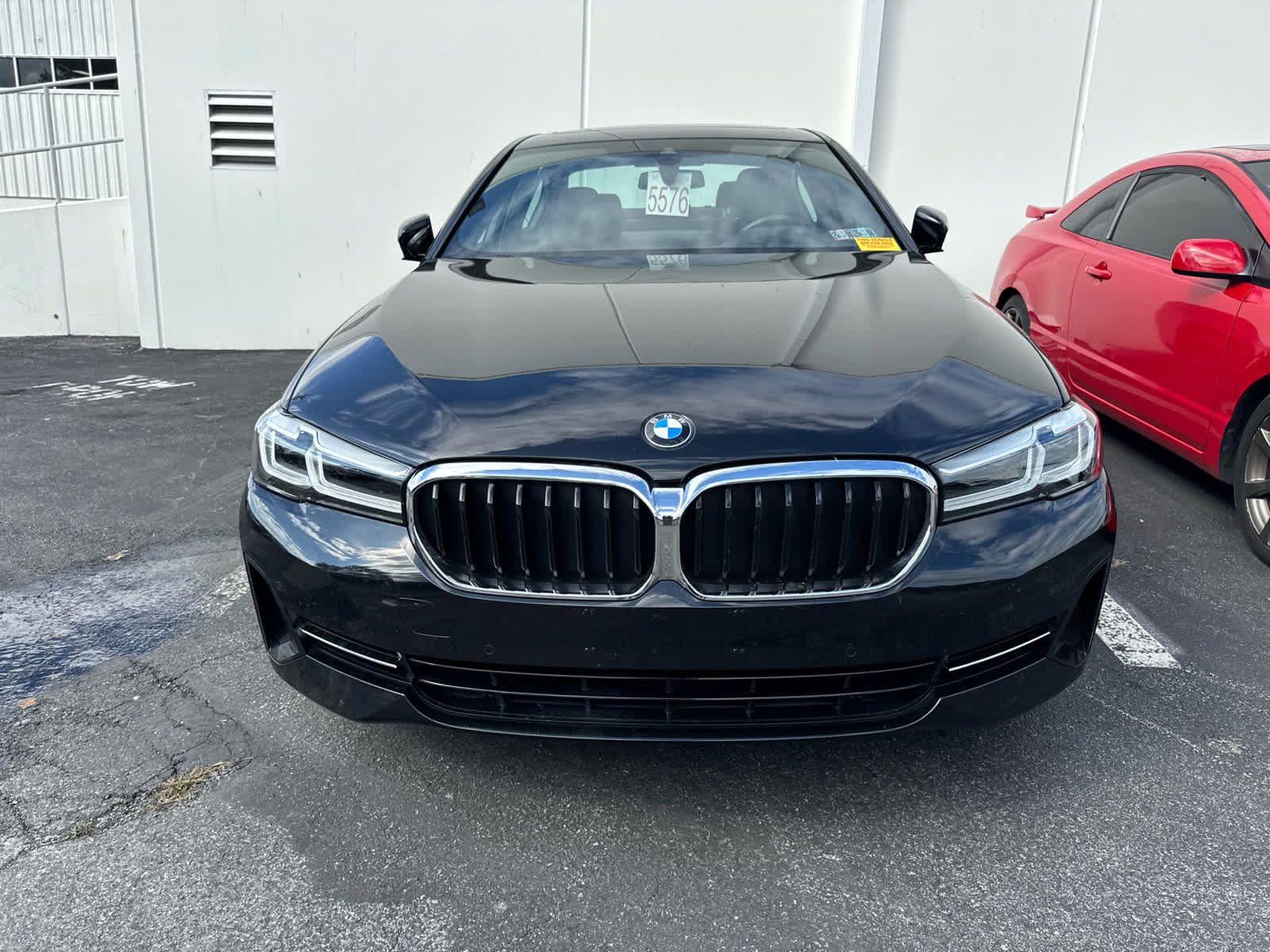 Used 2023 BMW 530i xDrive w/ Premium Package AWD/4WD image 2