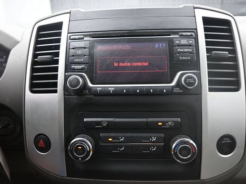 Used 2018 Nissan Frontier S RWD image 10