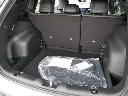 New 2026 Jeep Compass Latitude AWD/4WD image 8