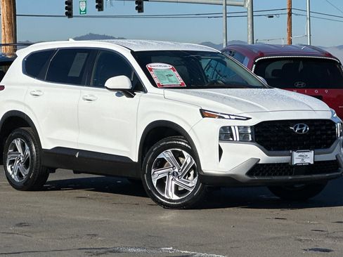 Certified 2023 Hyundai Santa Fe SE image 2