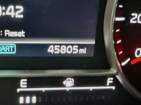 Used 2023 Kia Sorento S AWD/4WD image 4