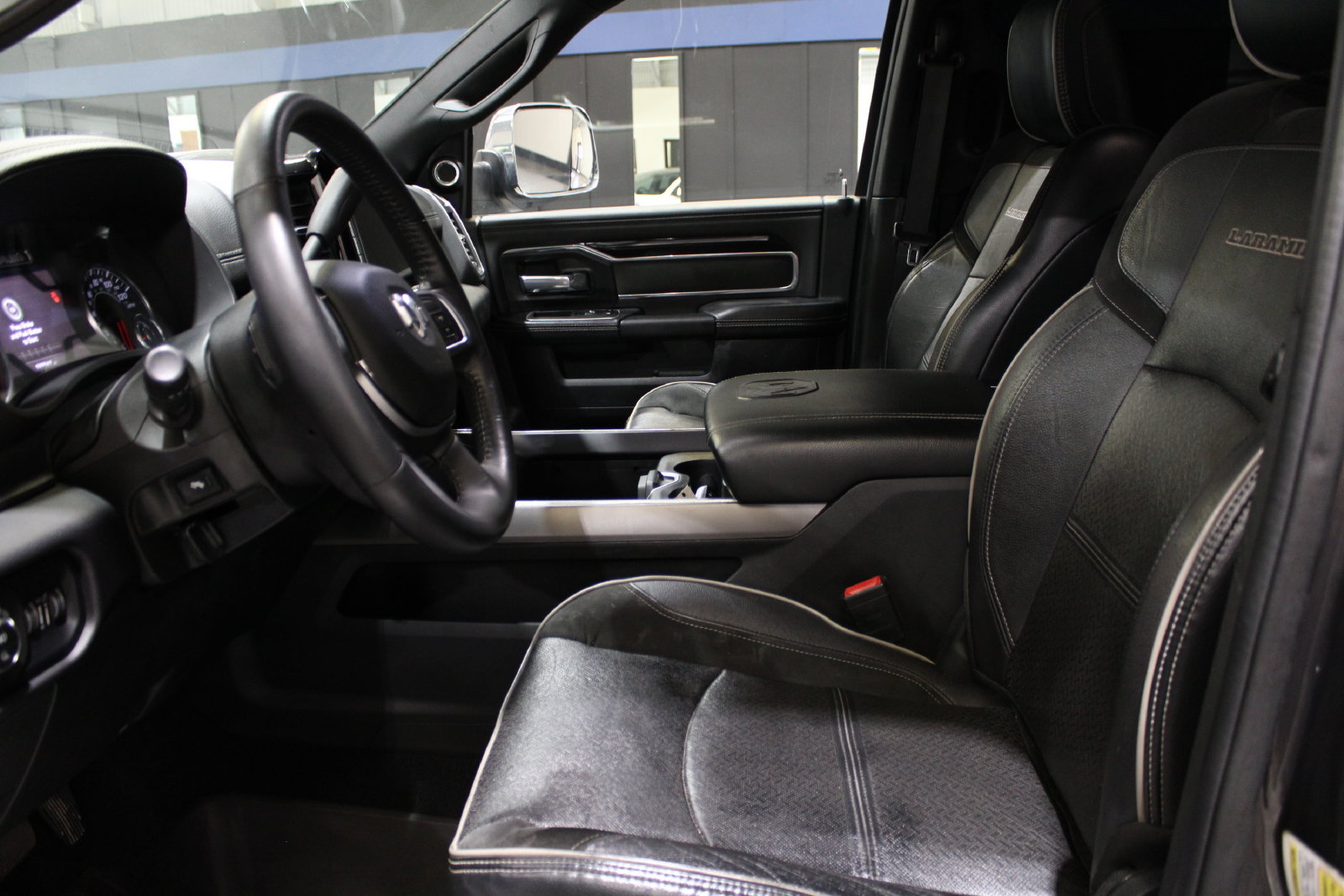 Used 2022 RAM 2500 Laramie AWD/4WD image 13