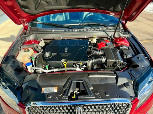 Used 2018 Lincoln MKZ Select w/ Select Plus Package image 11