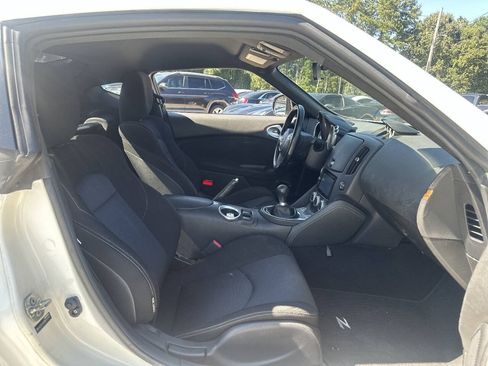 Used 2012 Nissan 370Z Coupe w/ Sport Pkg RWD image 26