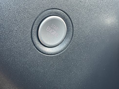 Used 2023 Volkswagen ID.4 Pro S RWD image 26