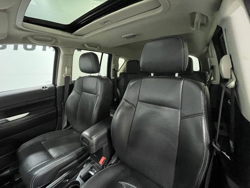 Used 2017 Jeep Compass High Altitude image 13