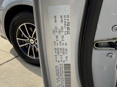 Used 2018 Dodge Journey SE w/ Connectivity Group image 29