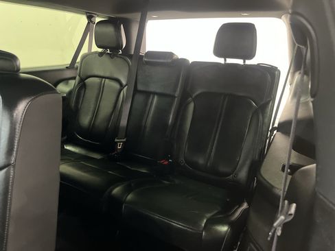Used 2024 Jeep Wagoneer L Series II w/ Flexible Seating Group AWD/4WD image 37